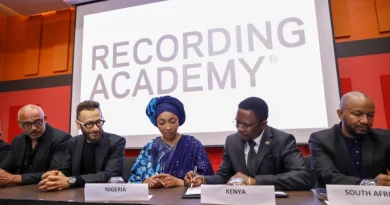 MUSIQUE : les Grammy Awards bientôt en Afrique ! MUSIQUE : les Grammy Awards bientôt en Afrique !